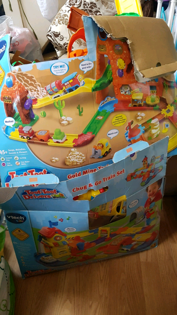 toot toot chug and go train set